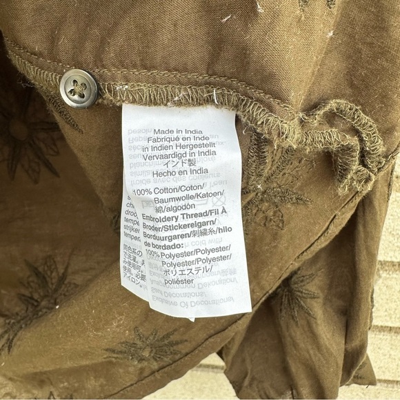 Madewell Embroidered Bubble Sleeve Blouse Top in Dark Olive - Picture 12 of 14